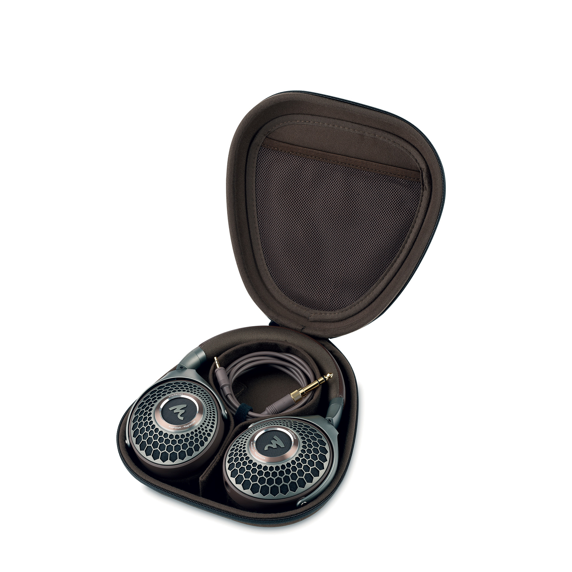 hadenys_carying_case_ouv hadenys_carying_case_ouv