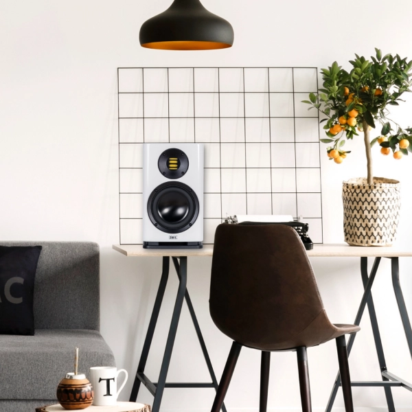 ELAC Solano Lifestyle